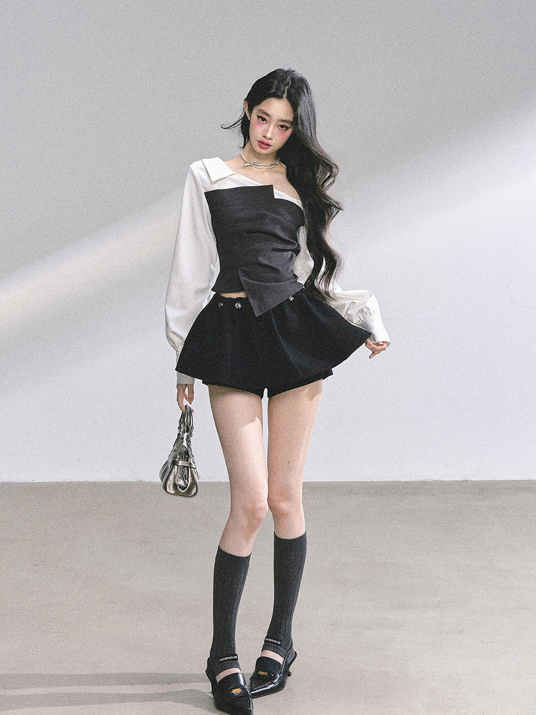 Fake Two-piece Off-shoulder Shirt DIA0556