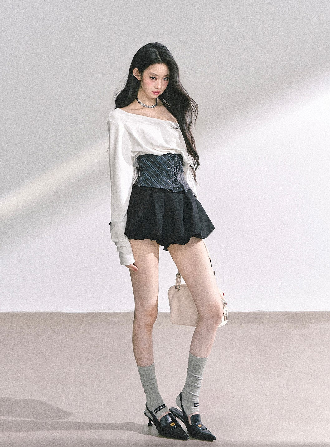 Oblique Shoulder Loose T-shirt DIA0544