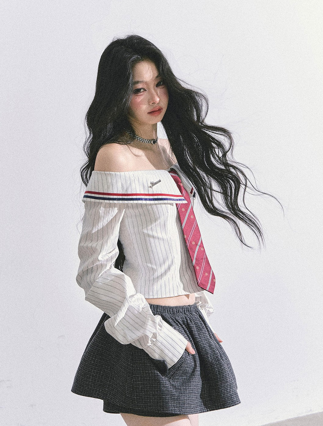 One-shoulder Long-sleeved Striped Shirt DIA0595