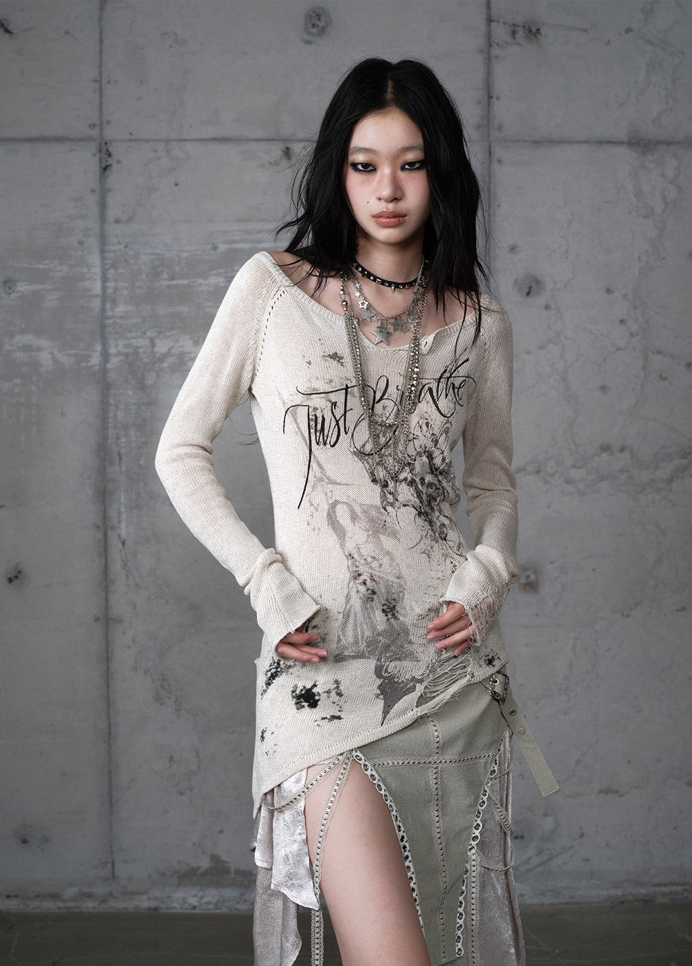 Punk Printed Slim V-Neck T-shirt NOR0204