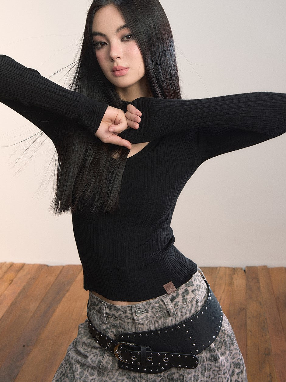 Choker Neck Slim-fit Sweater VIA0366