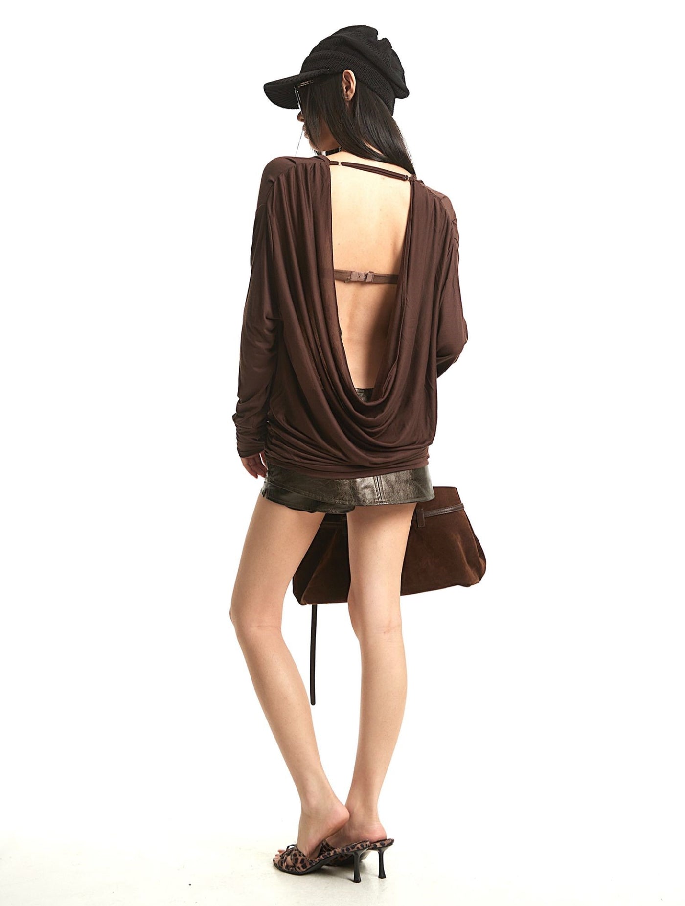 Backless Swing Collar Long-sleeved T-shirt UNC0290