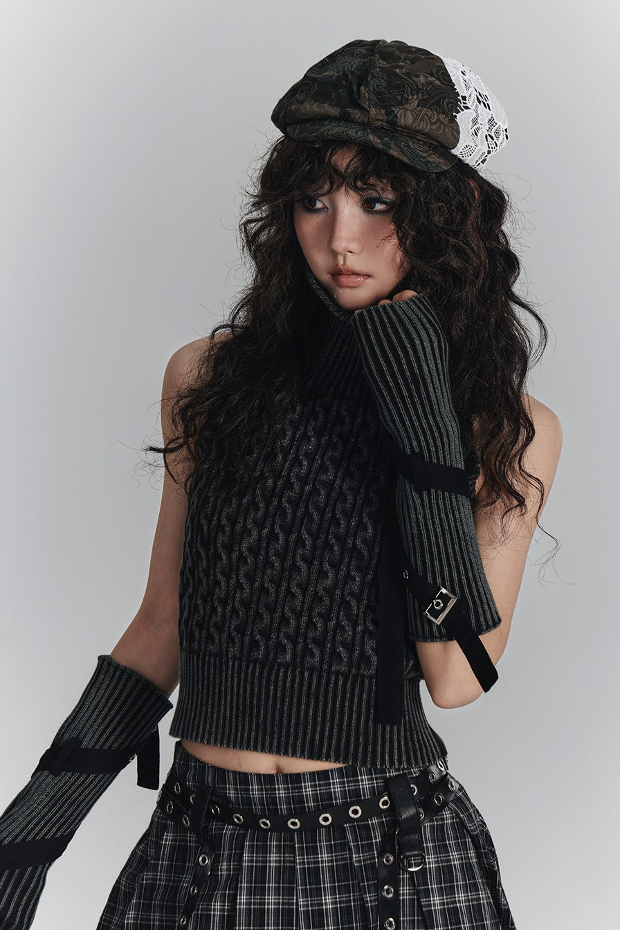 Punk Strap Sleeves Backless Sweater KIN0130