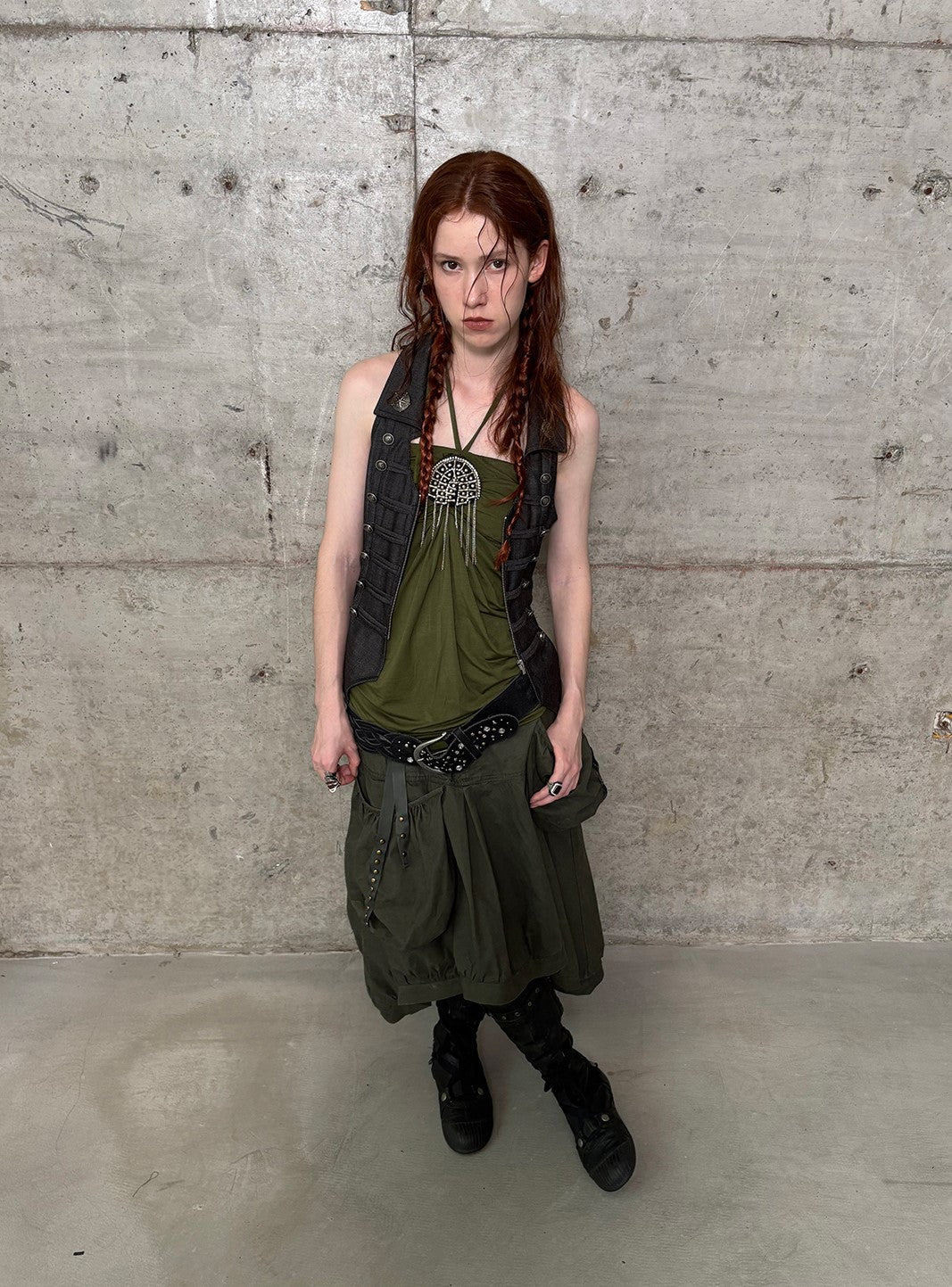 Metal Buckle Decoration Tube Top DOU0136
