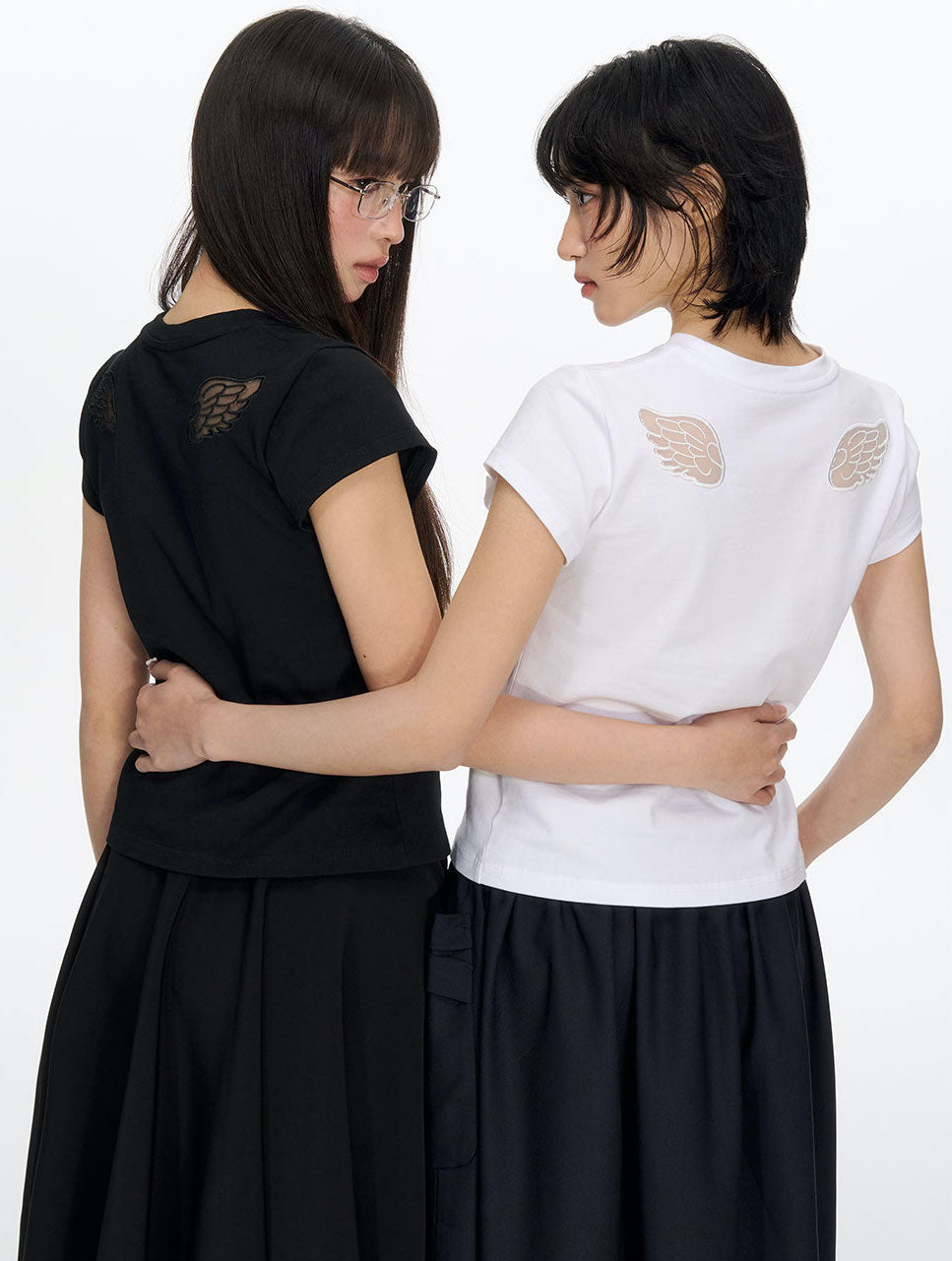 Back Wings Hollow T-shirt NEC0203