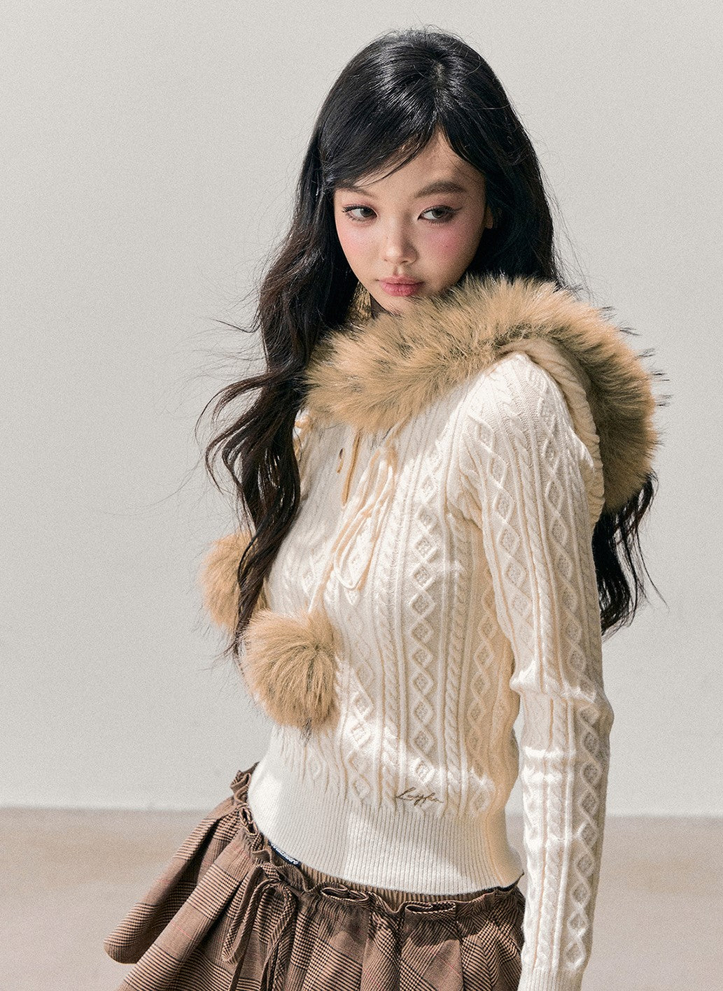 Fur Hooded Cable Knit Sweater DIA0768