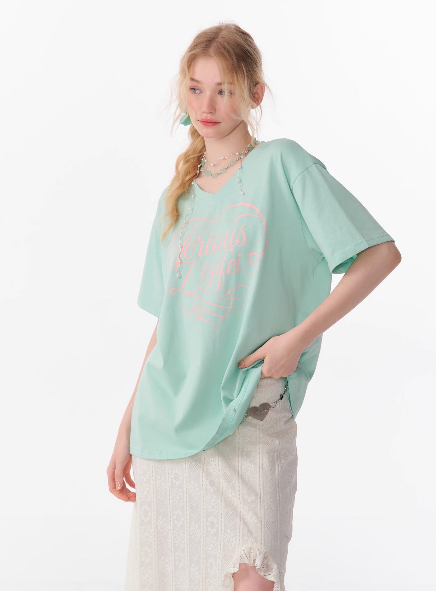 Basic Letter Print V-neck Loose Short-sleeved T-shirt ZIZ0094