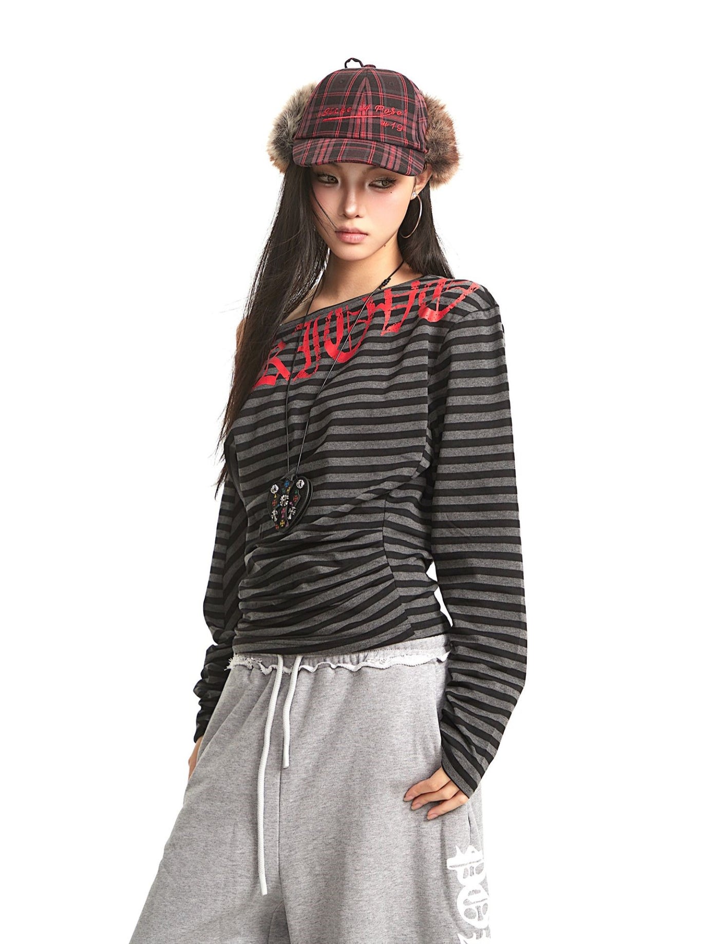 Striped Oblique Shoulder Long-sleeved T-shirt UNC0279