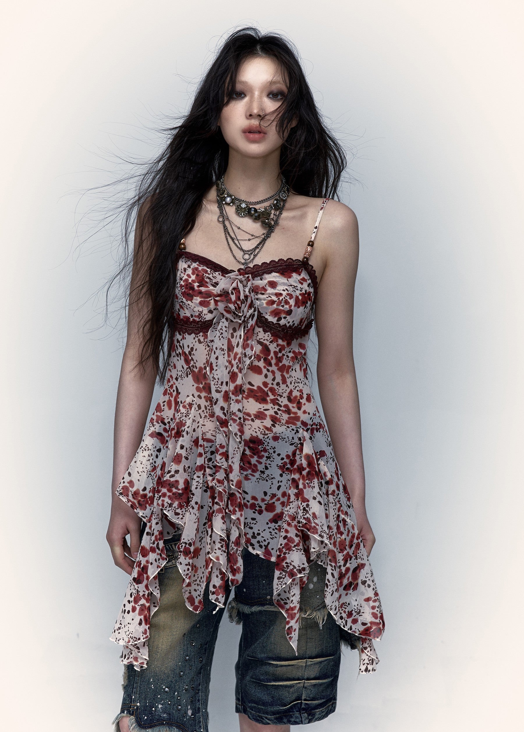 NO ROMANCE – Young Social Club.