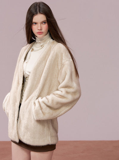 Gradient Fur Large Pocket Coat VIA0350