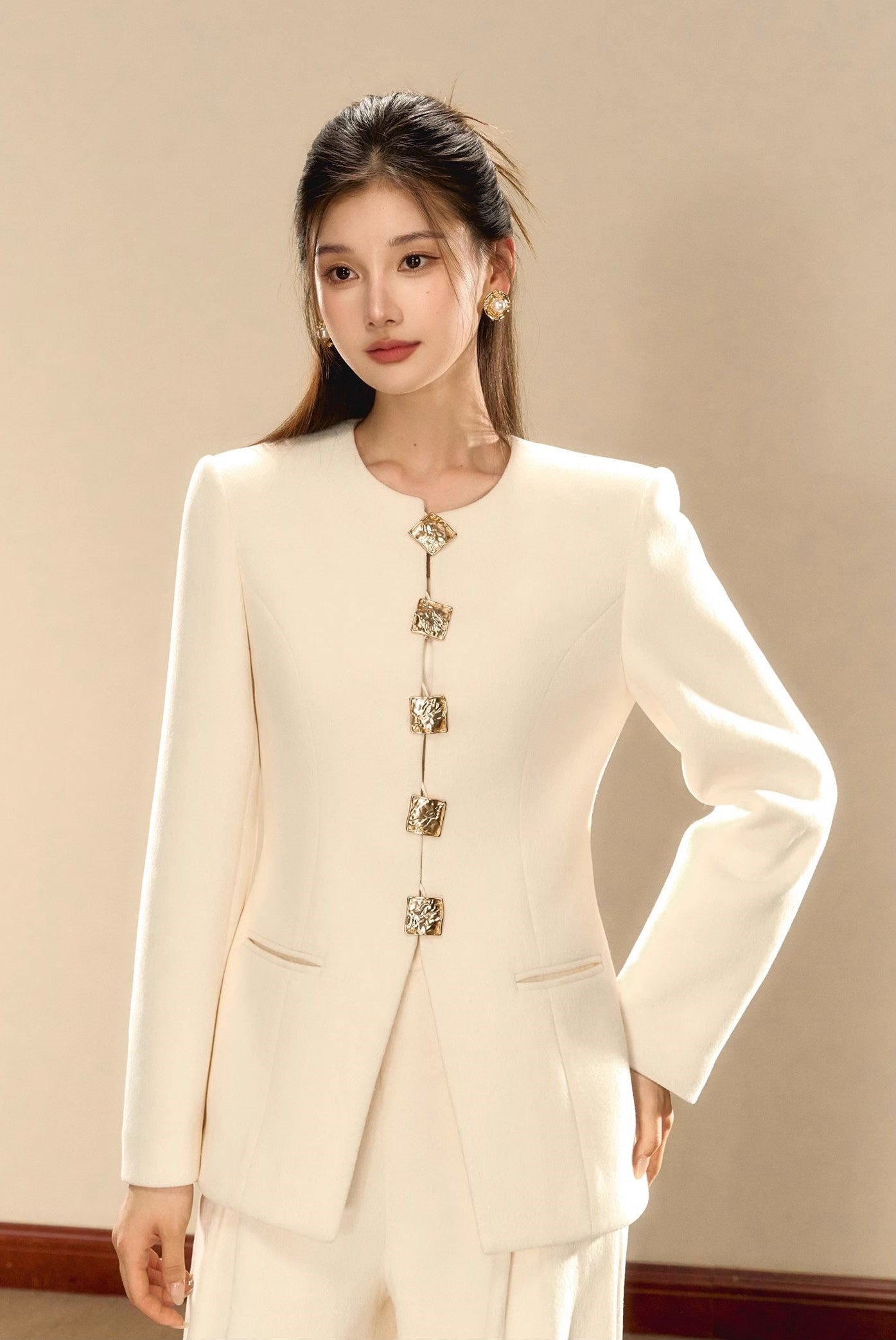 White Slimming Fashionable Square Button Jacket OSH0076