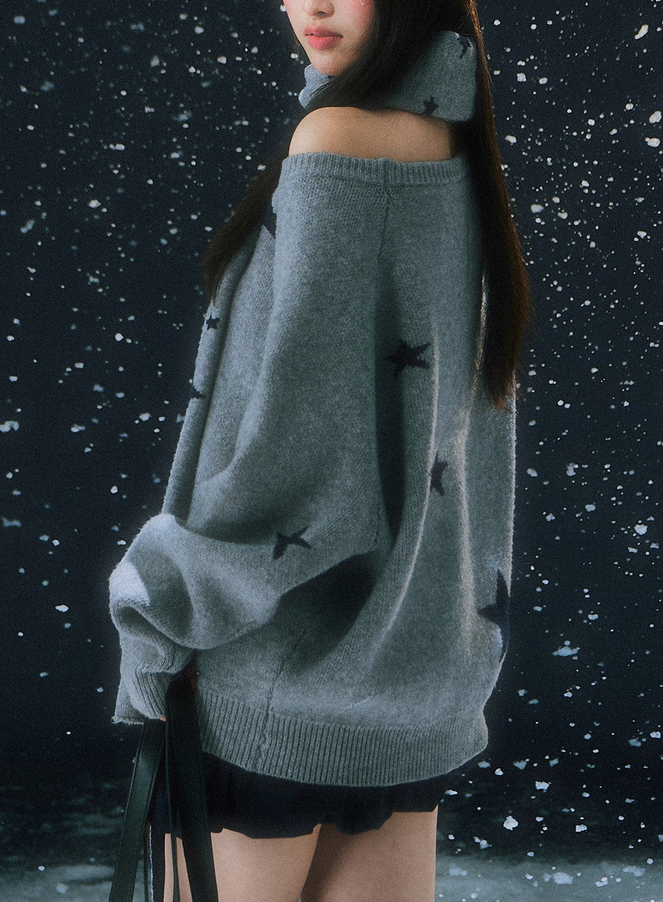 Star Jacquard Off-Shoulder Sweater WEE0105