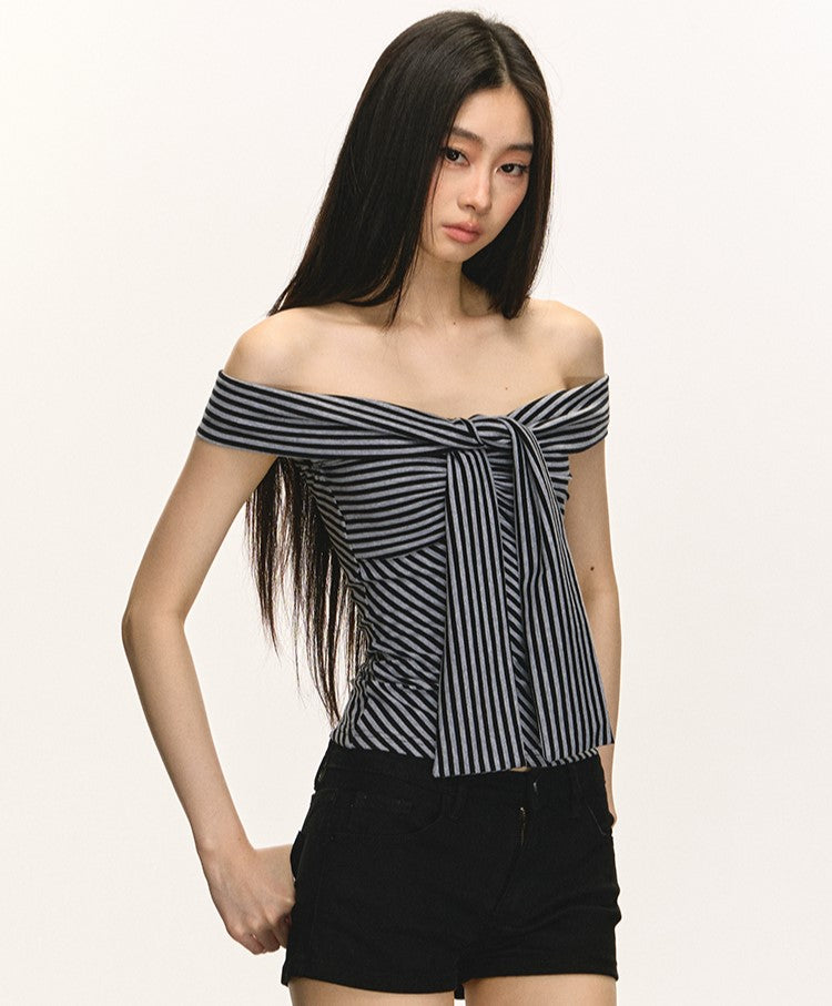 Striped One-shoulder Top ANA0053