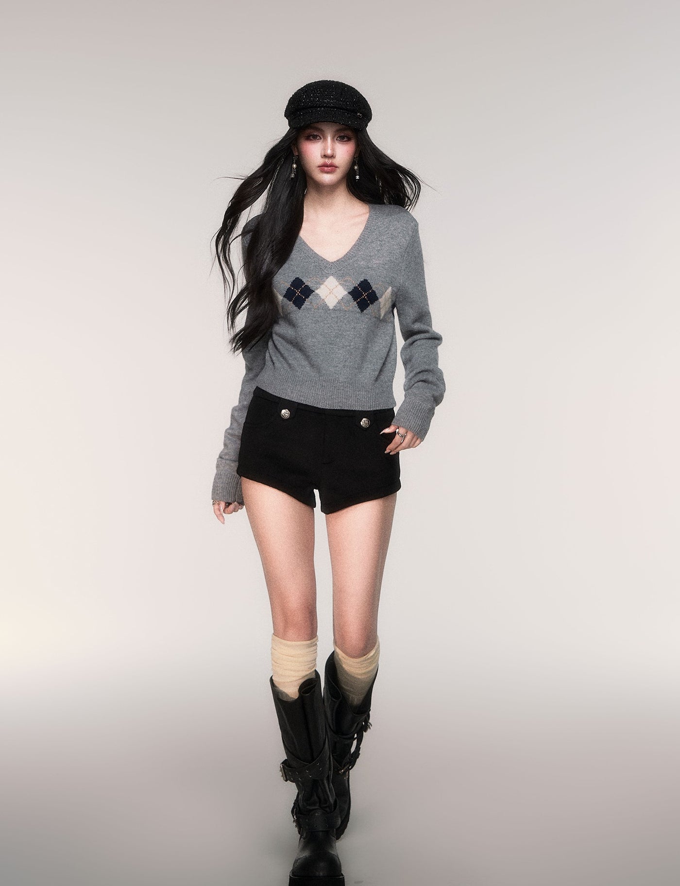 Diamond Pattern V-Neck Sweater LUL0200
