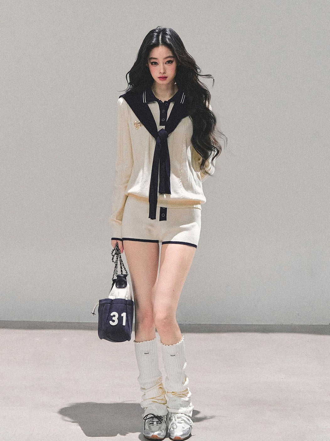 Two-Color Knitted Top/Shorts DIA0685