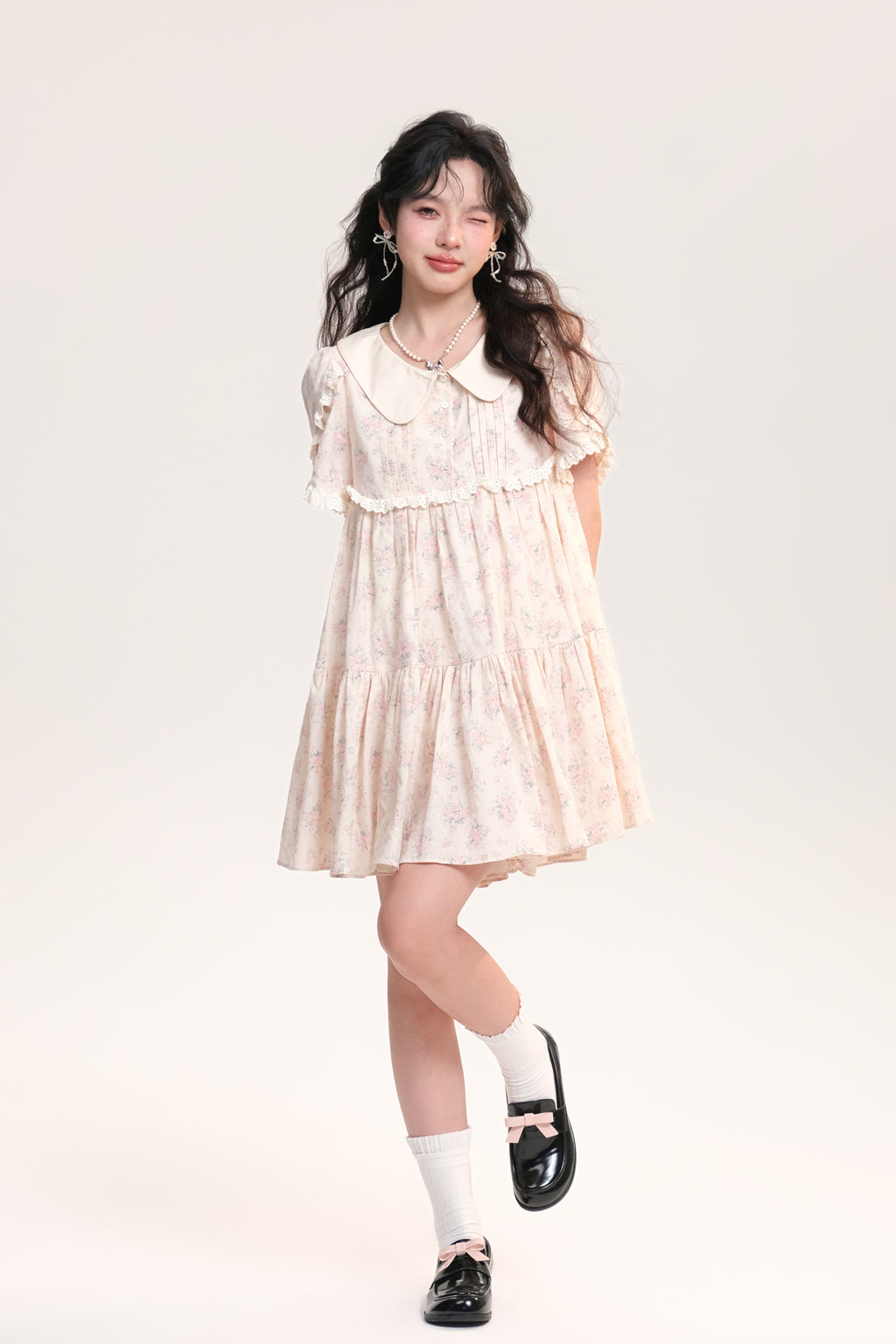White Jasmine Doll Collar Dress AOO0028