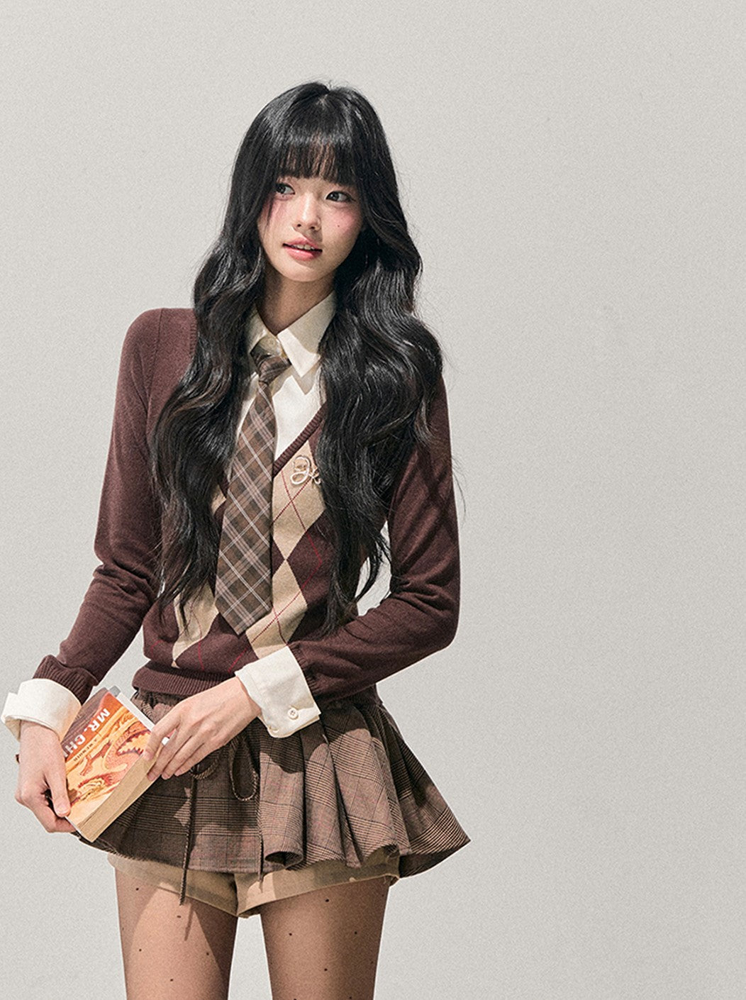 Faux Two-Piece Diamond Pattern Sweater DIA0747