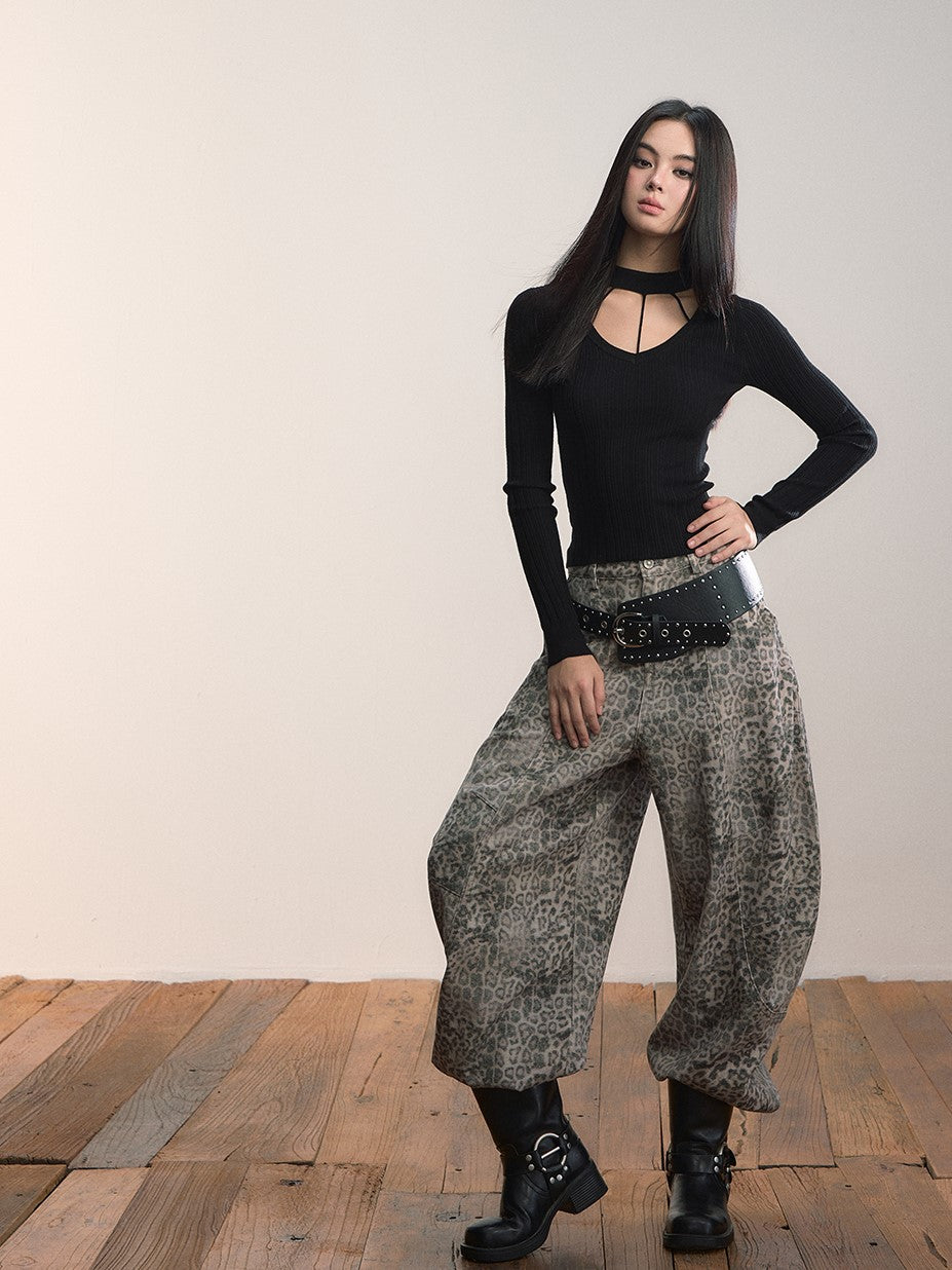 Choker Neck Slim-fit Sweater VIA0366