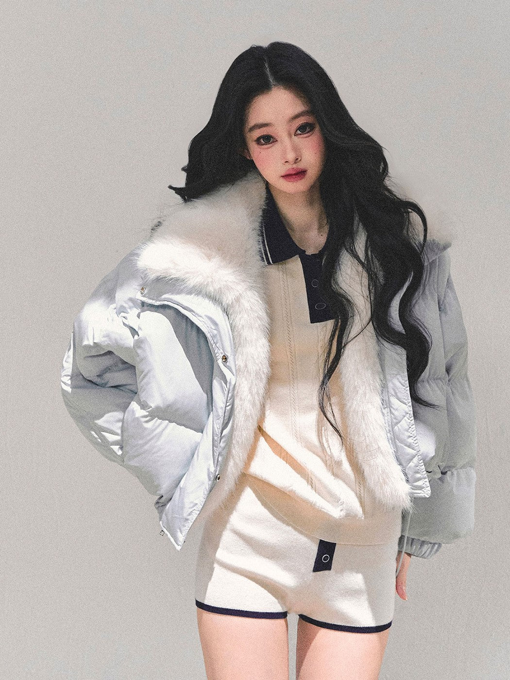 Two-Color Knitted Top/Shorts DIA0685