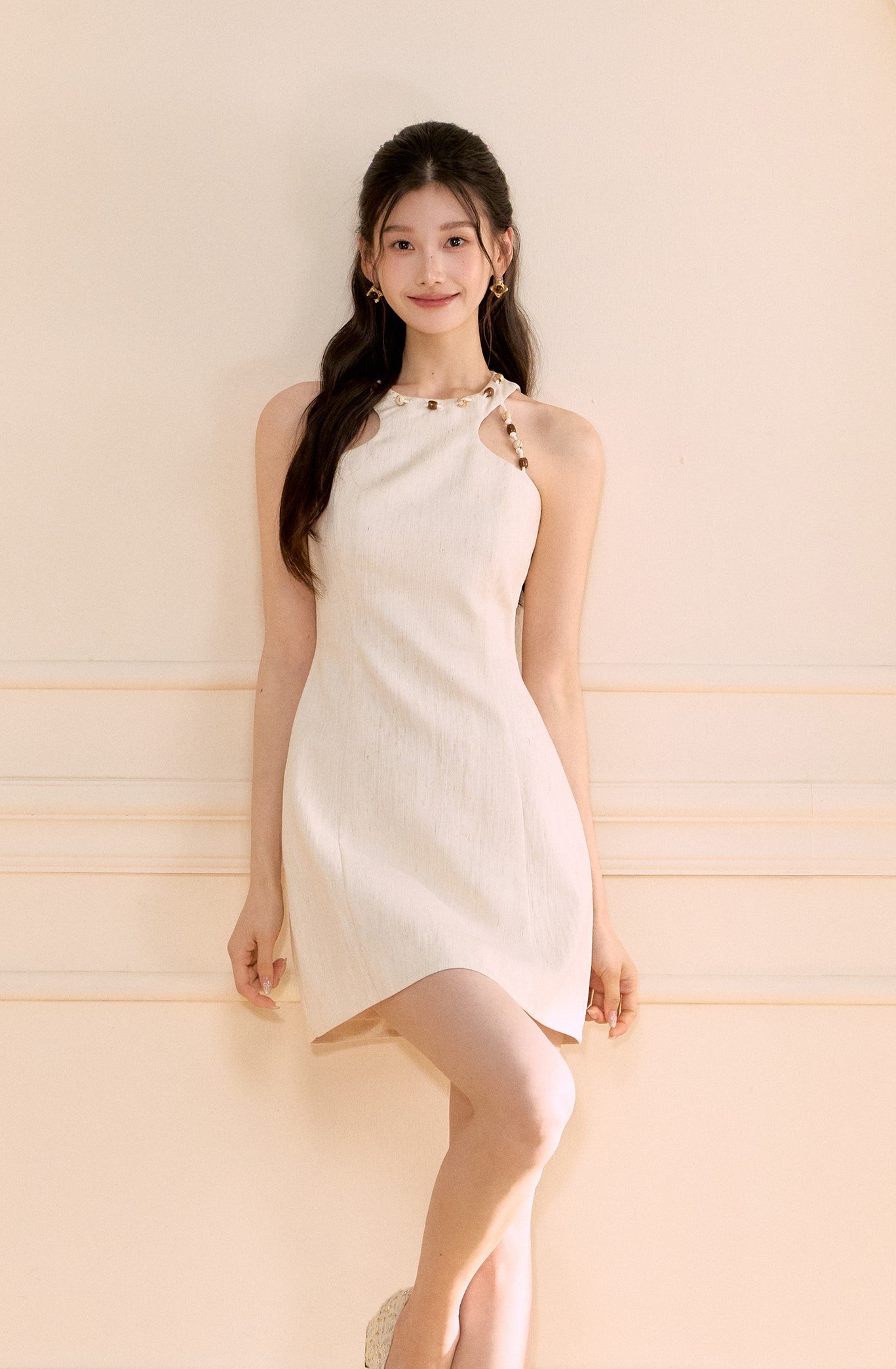 Halter Neck Beaded Linen Short Dress OSH0173