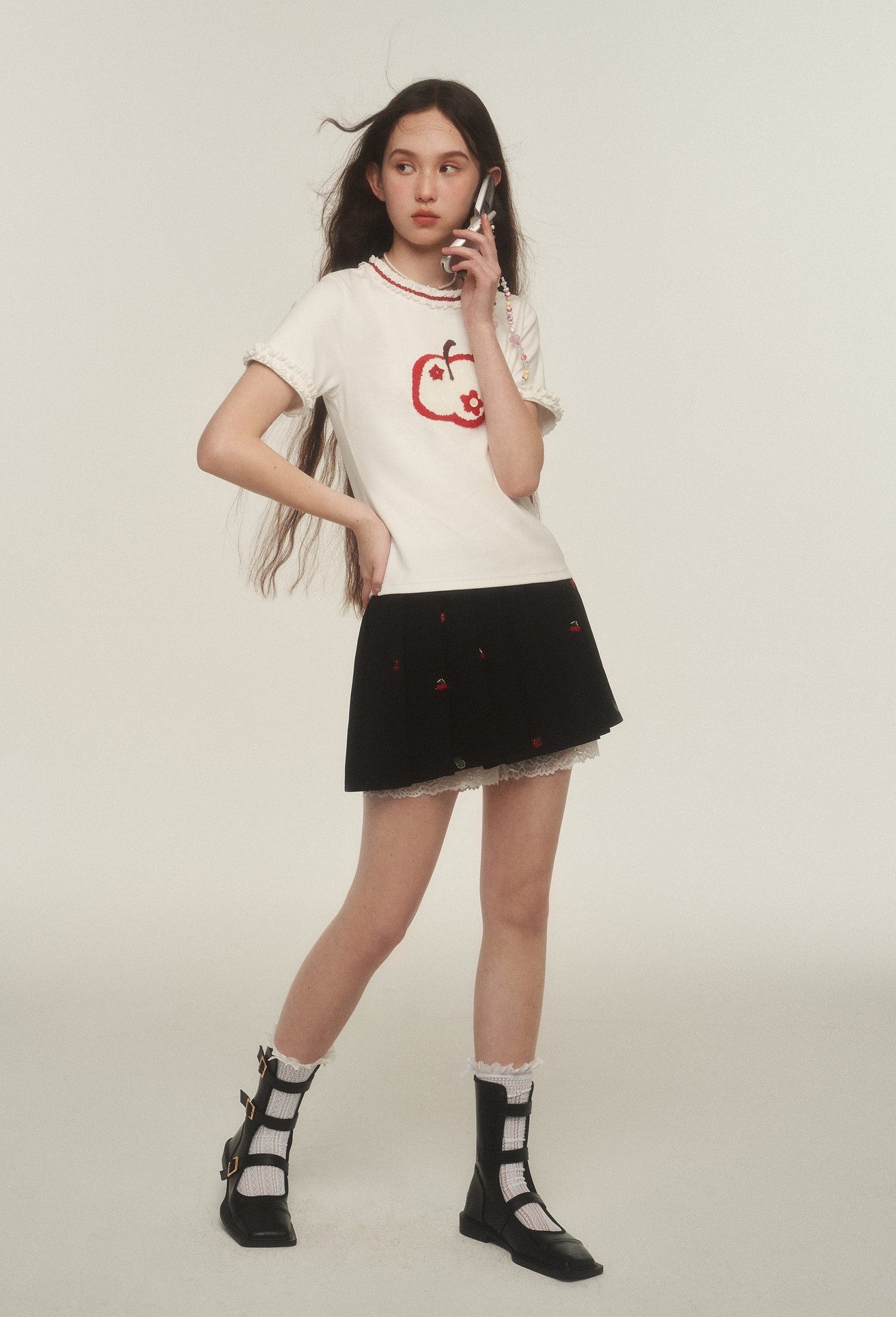 Apple Embroidered Lace Short Sleeve T-shirt AYF0037