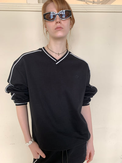 V-neck Patchwork Sweatshirt/Sports Skirt AOA0022