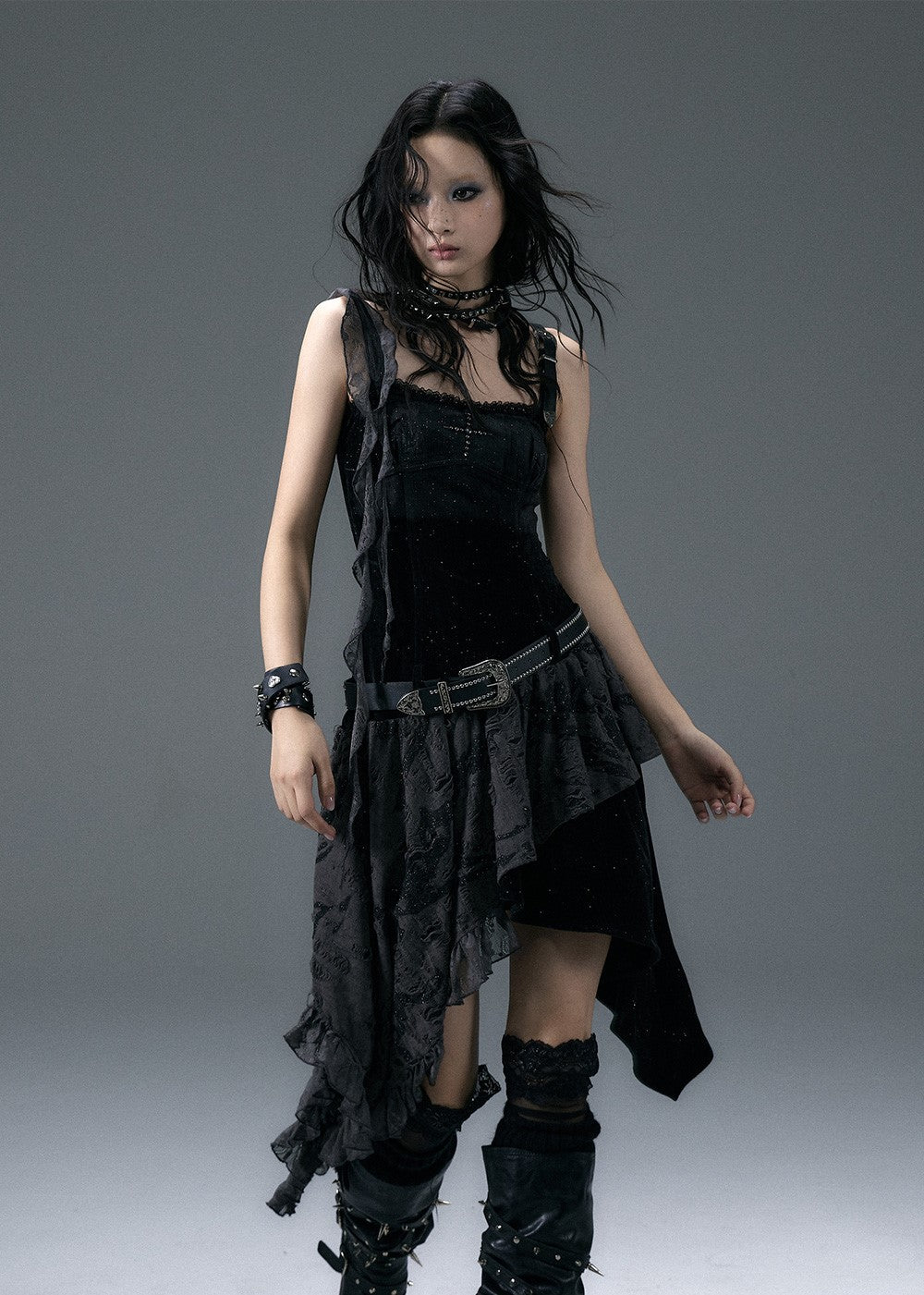 Retro Palace Dark Punk Irregular Velvet Splicing Suspender Dress NOR0131