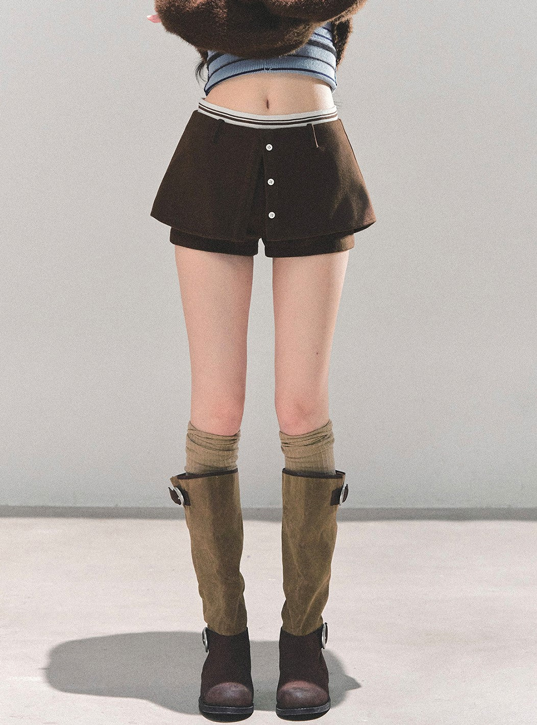 High-end A-line Slimming Shorts DIA0661