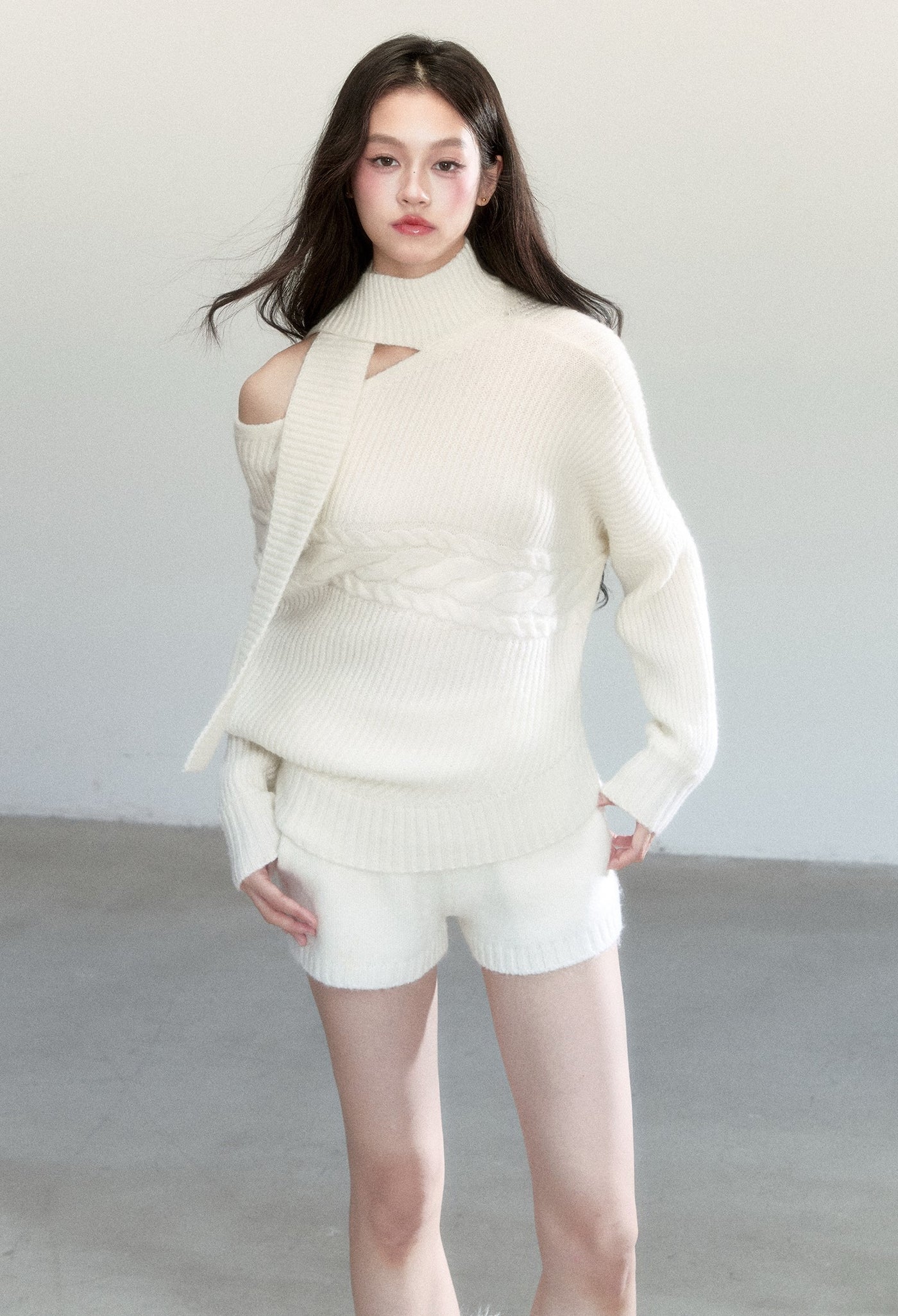 One Shoulder Scarf Sweater/Shorts FRA0456