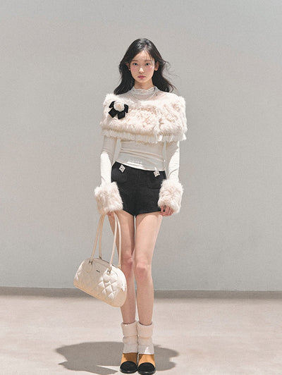 Off-white T-shirt+Detachable Bow Plush Shawl DIA0740