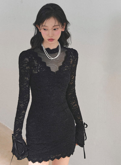 Long-Sleeved Lace Dress DIA0718
