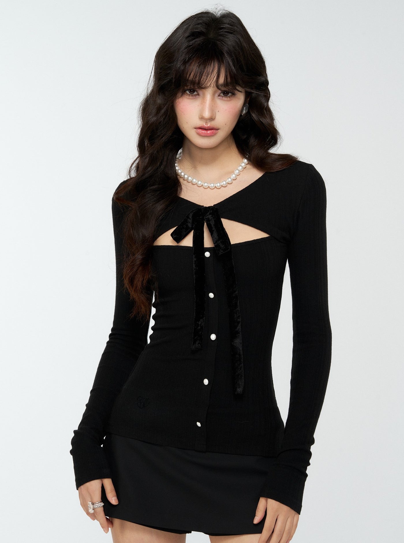 Black Hollow-Out Bow Sweater 4MU0183