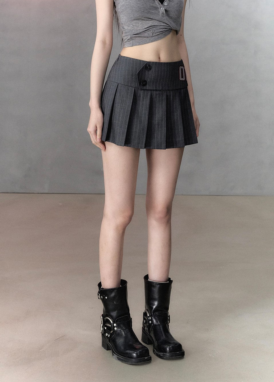 All-match Slim Casual Pleated Short Skirt/Belt VIA0130