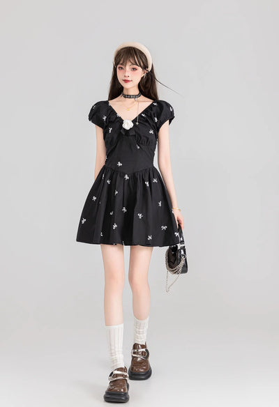 French Floral Bow Embroidered Black Puff Sleeves V-neck Princess Dress KEI0119