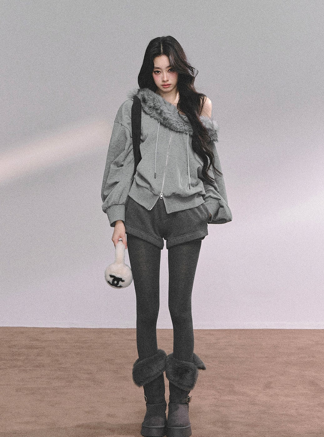 Fur Collar Sweatshirt/Shorts DIA0624