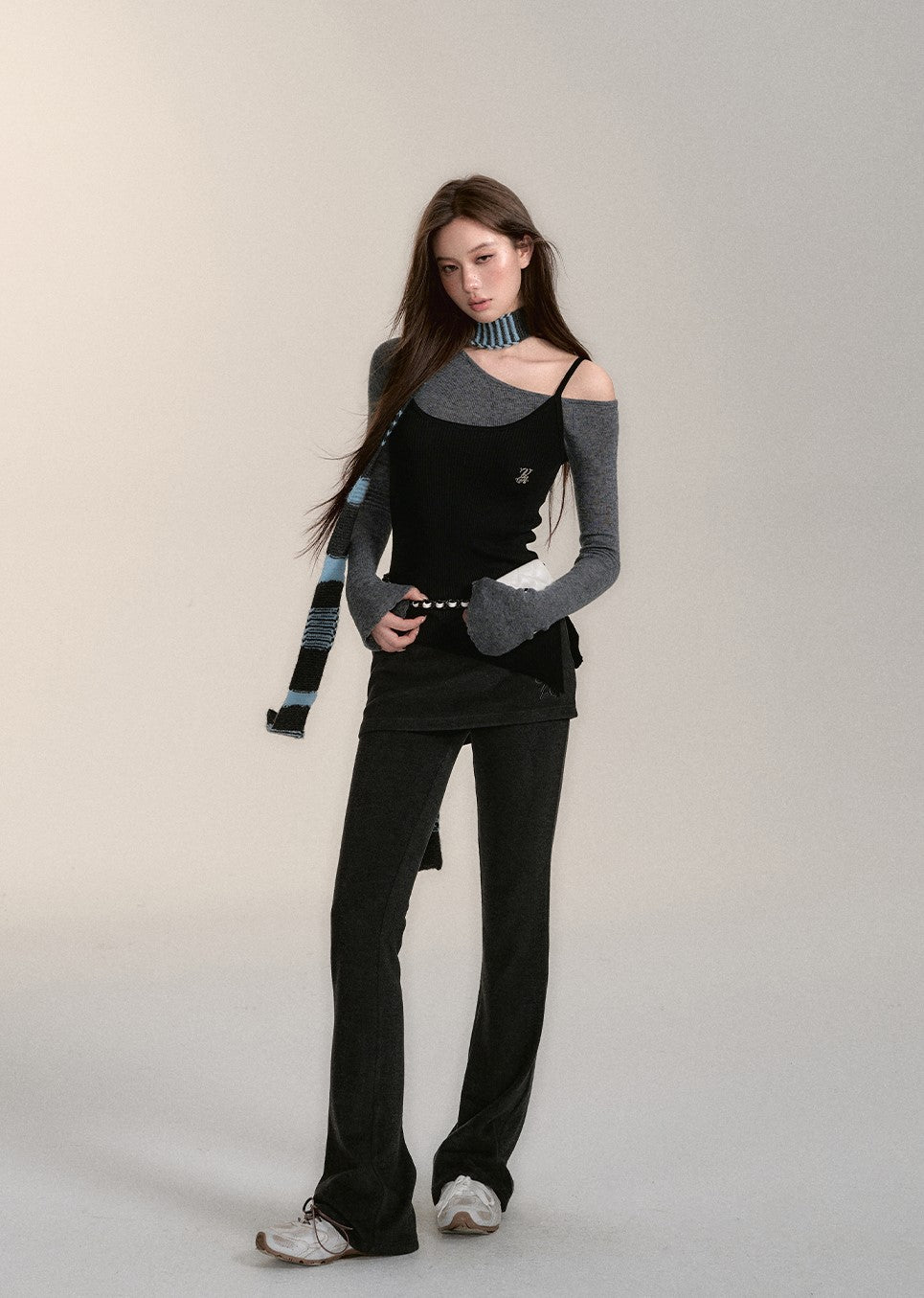 Slim Fit Design Wool Irregular One-shoulder Sweater VIA0189