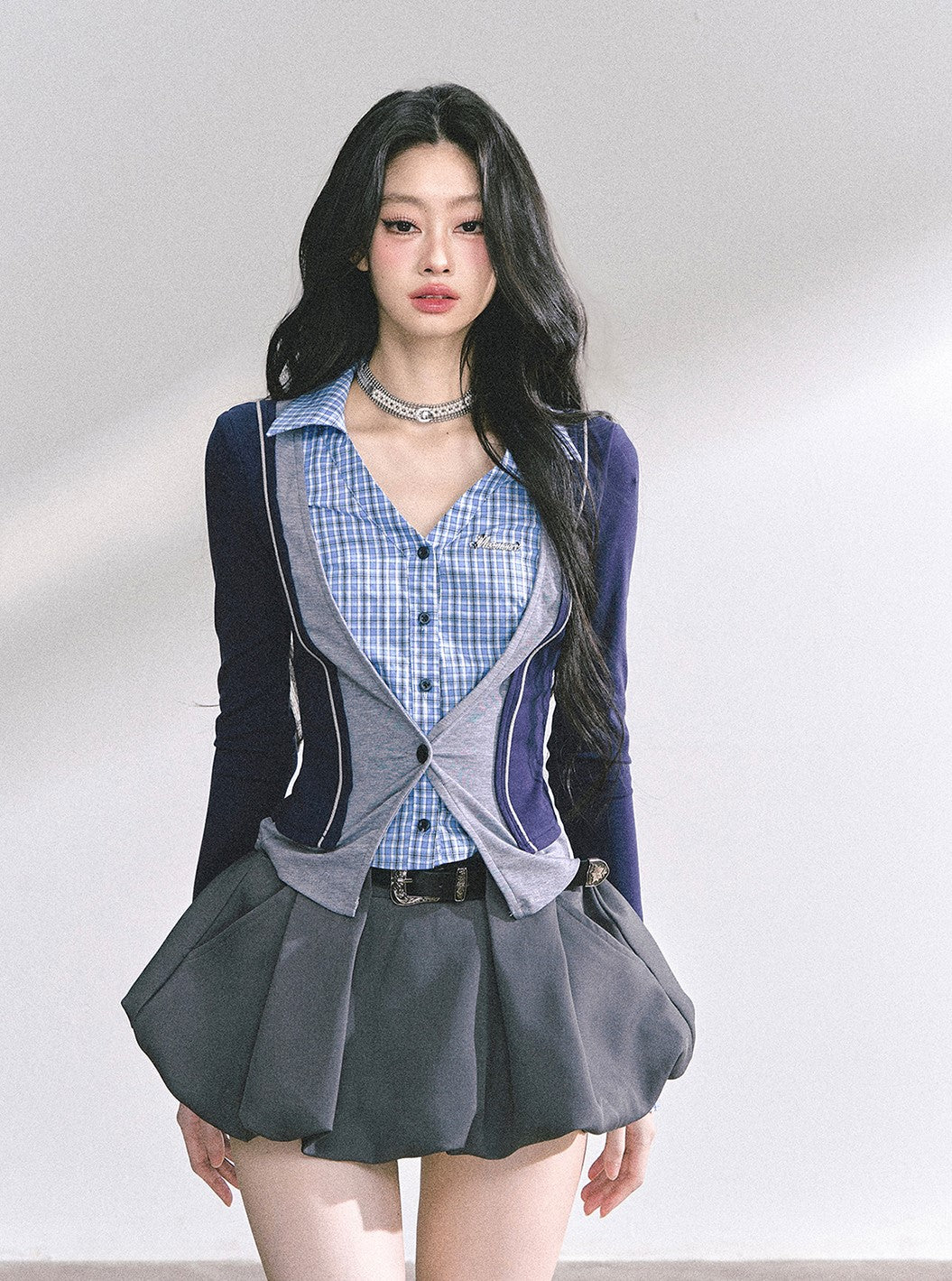 Fake Two-Piece V-neck Shirt DIA0543