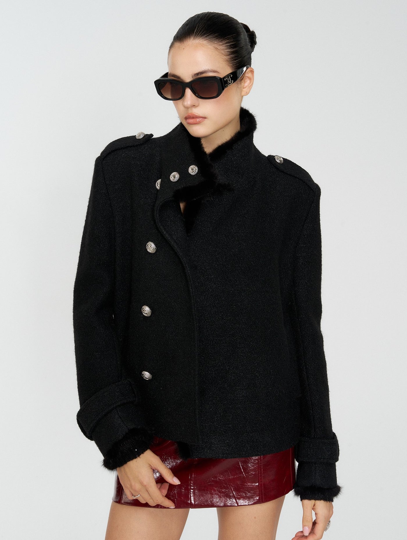 Black Furry High-Neck Short Jacket/Scarf 4MU0165