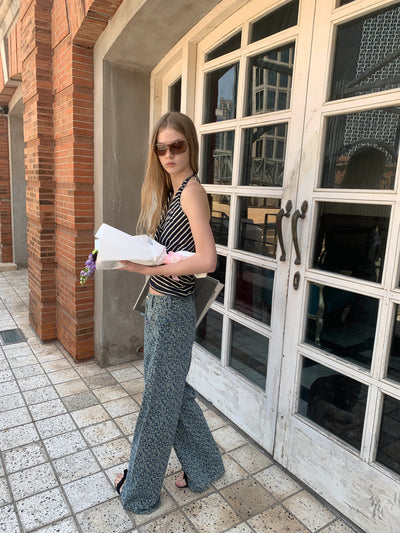 Floral Asymmetrical Layered Placket Jeans AOA0028
