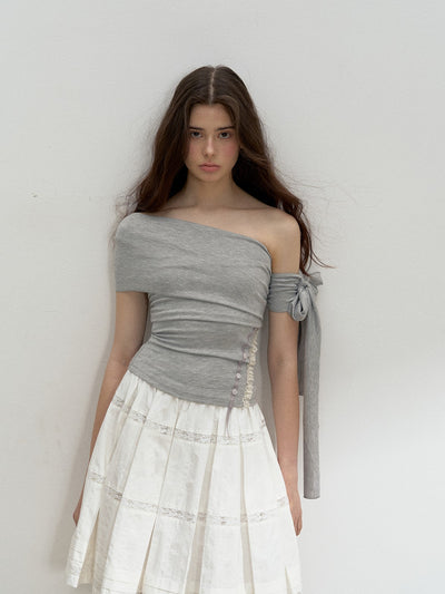 Off-shoulder Ribbon T-shirt SUN0132