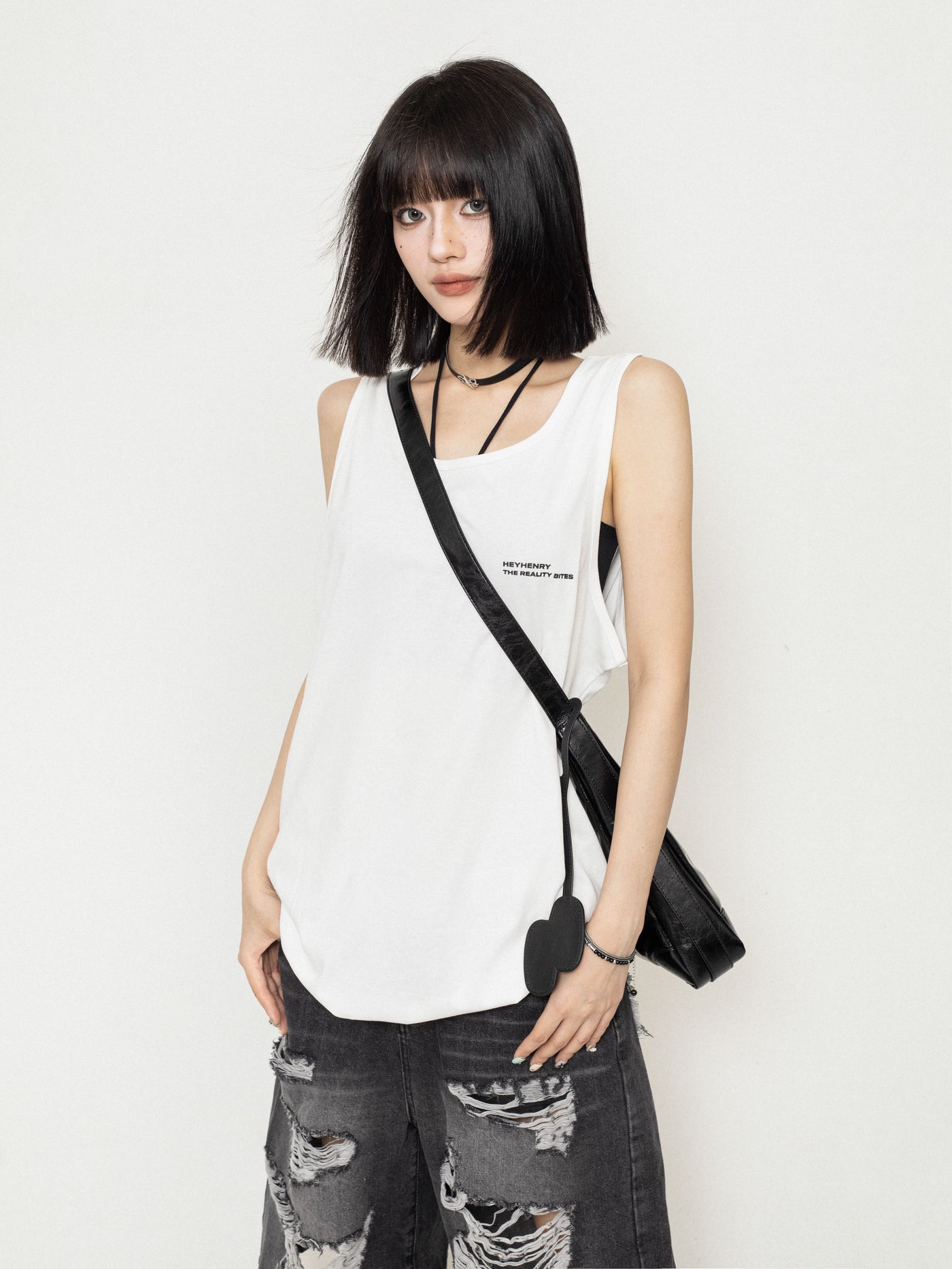 Simple Loose Casual Sleeveless Top ZER0218