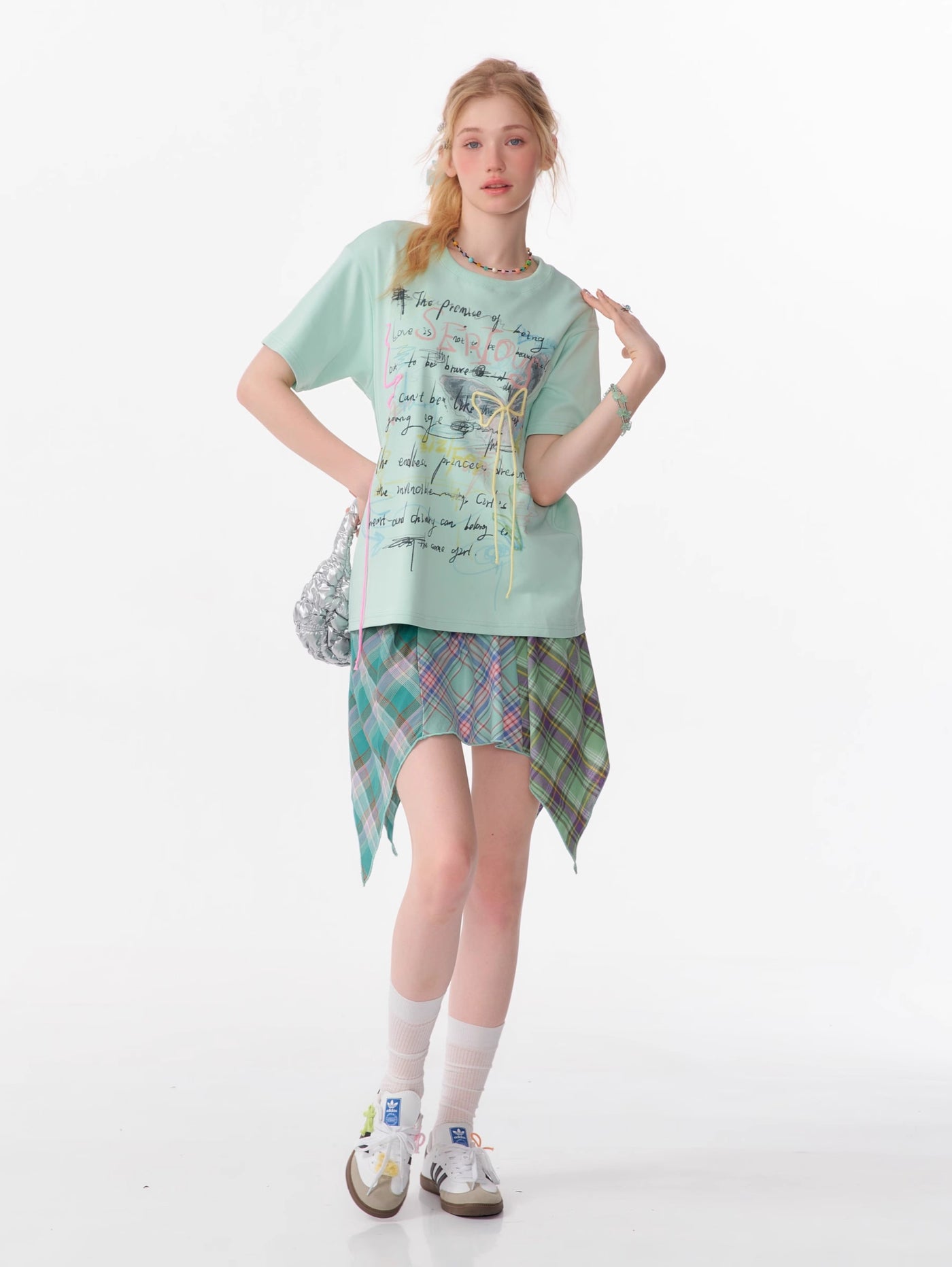 Graffiti Print Loose Bow Short-sleeved T-shirt ZIZ0108