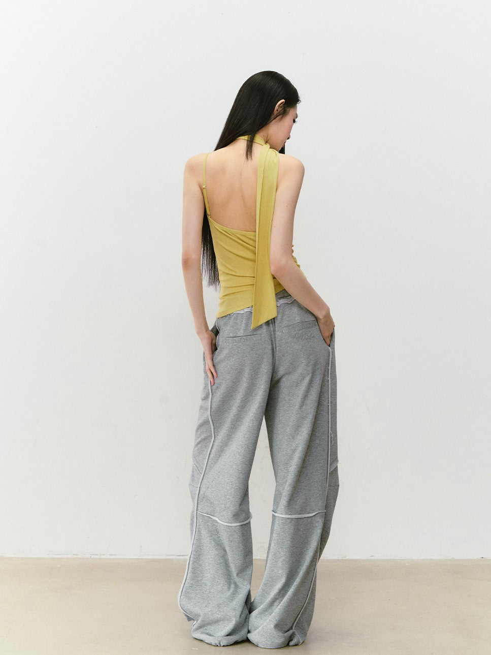 Raw Edge Loose Sweatpants VIA0325