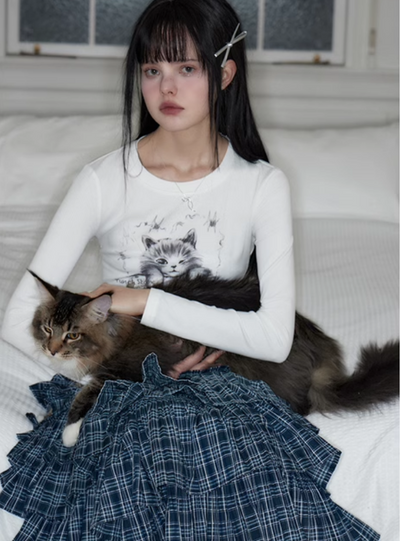 Round Neck Winking Cat Slim Fit Long Sleeves T-shirt PUN0017
