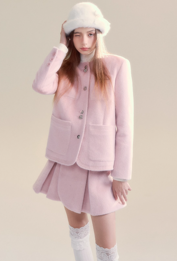No Collar Rose Metal Buckle Pocket Jacket with Rose Motif Scarf & Shaped Pleated Skirt SUN0008