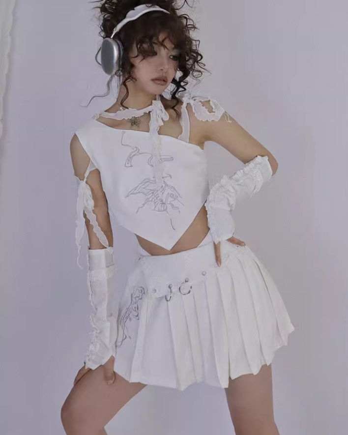 Ballet Style White Butterfly Embroidery Pleated Short Skirt WSW0054
