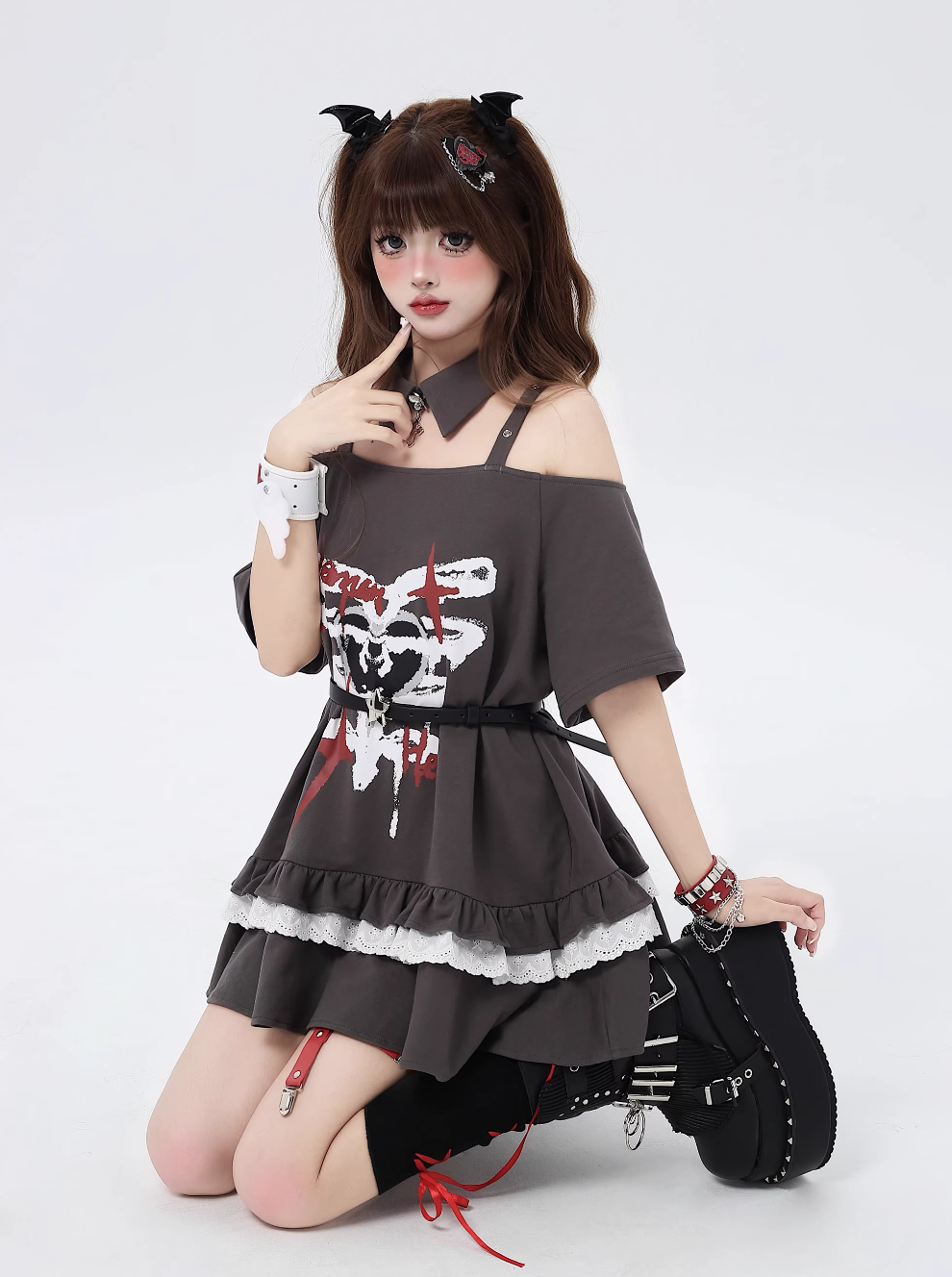 Off-shoulder lace mid-length T-shirt with fake collar CRA0078