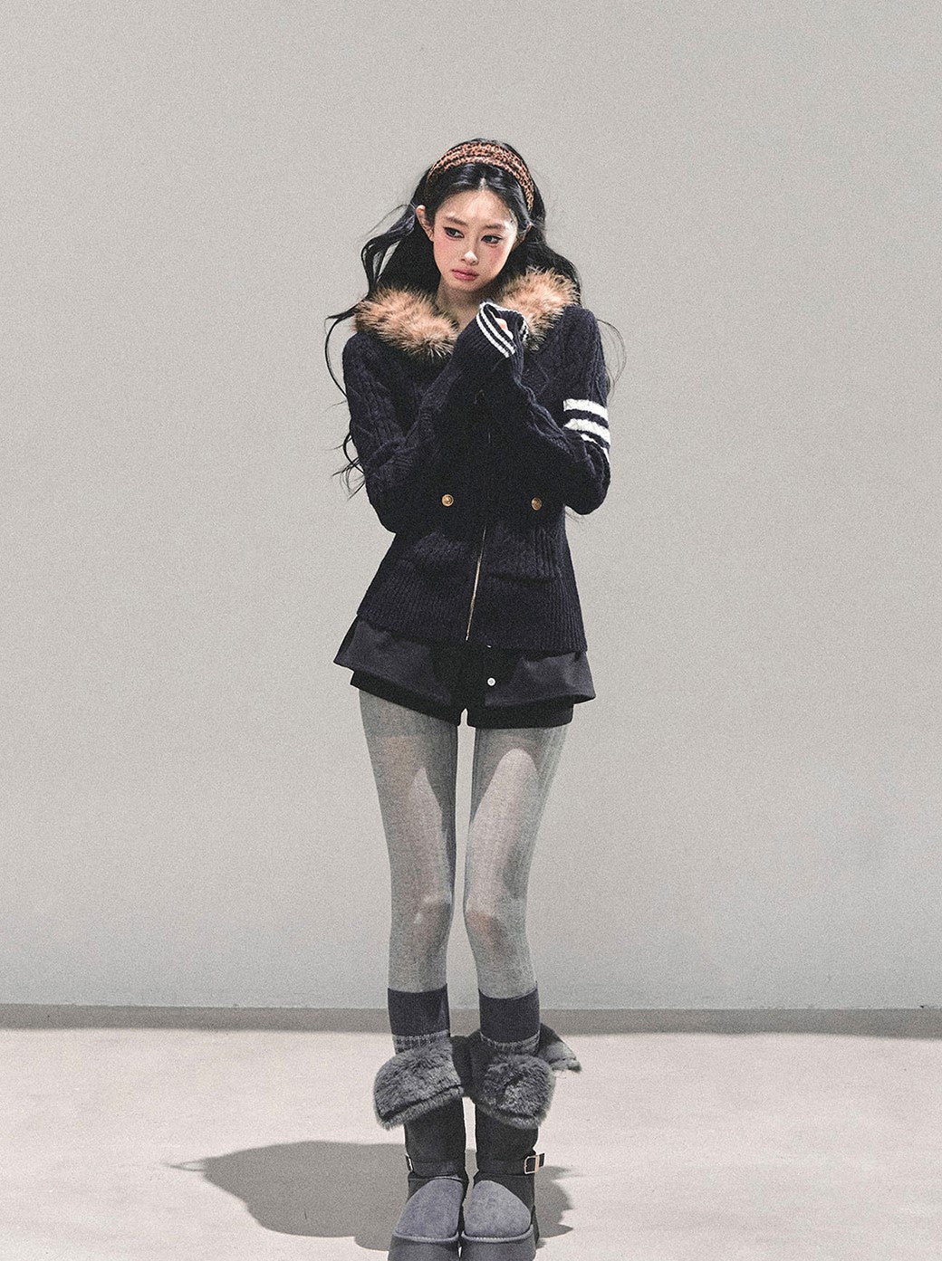 Long-sleeved Hooded Knit Cardigan DIA0665