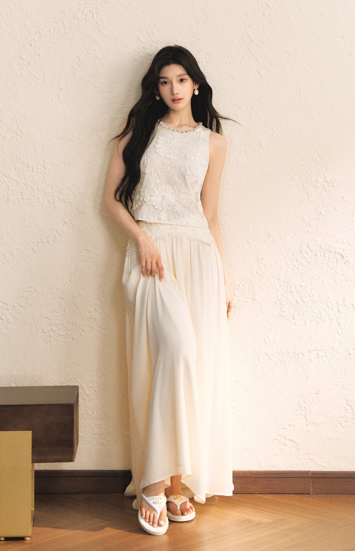 White Sleeveless Lace Top/Skirt OSH0179