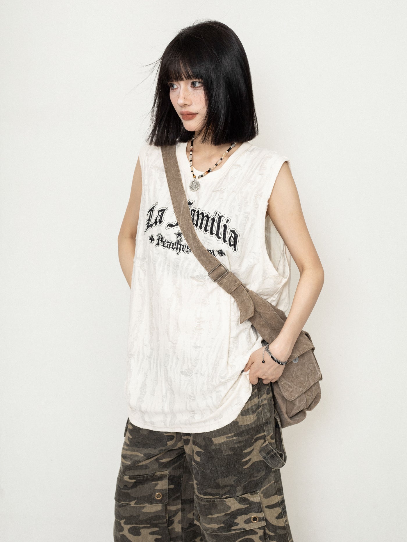 Retro Hole Wasteland Style Loose Sleeveless Top ZER0233